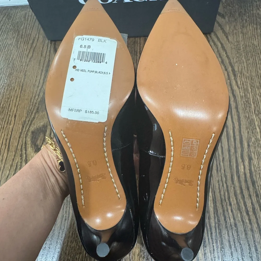 Coach Black Patent Leather Mid Heels Pump Shoes FG1479 size 6.5B